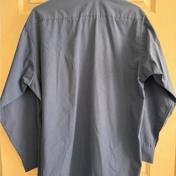 Pierre Cardin Blue Dress Shirt Classic Design - Picture 2 of 3